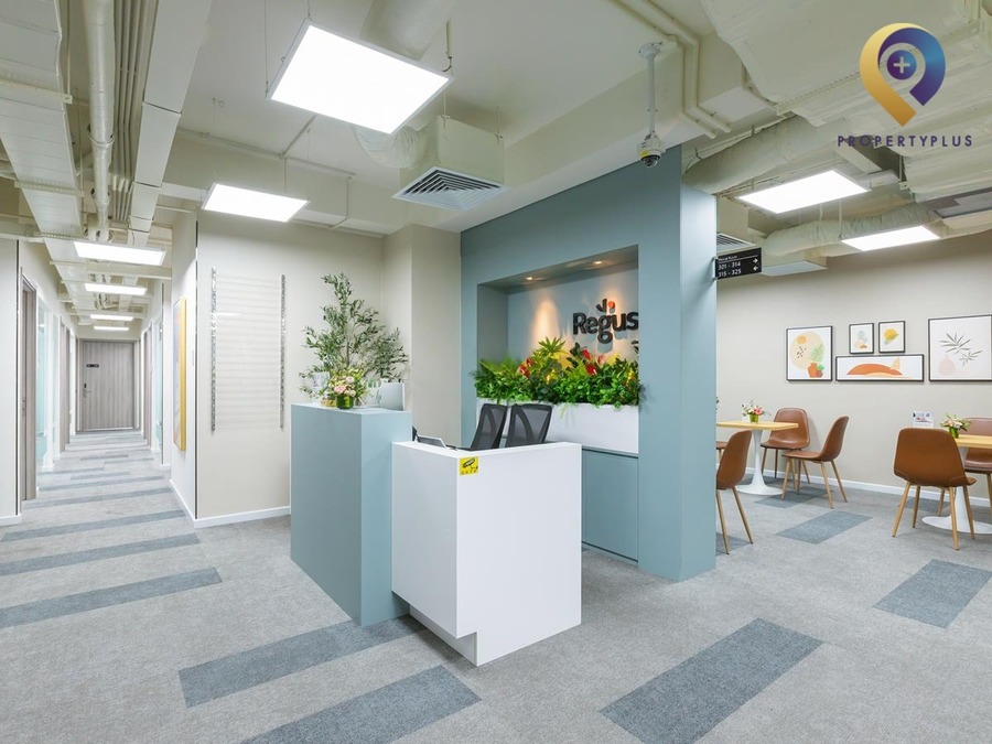 Regus Ung Van Khiem
